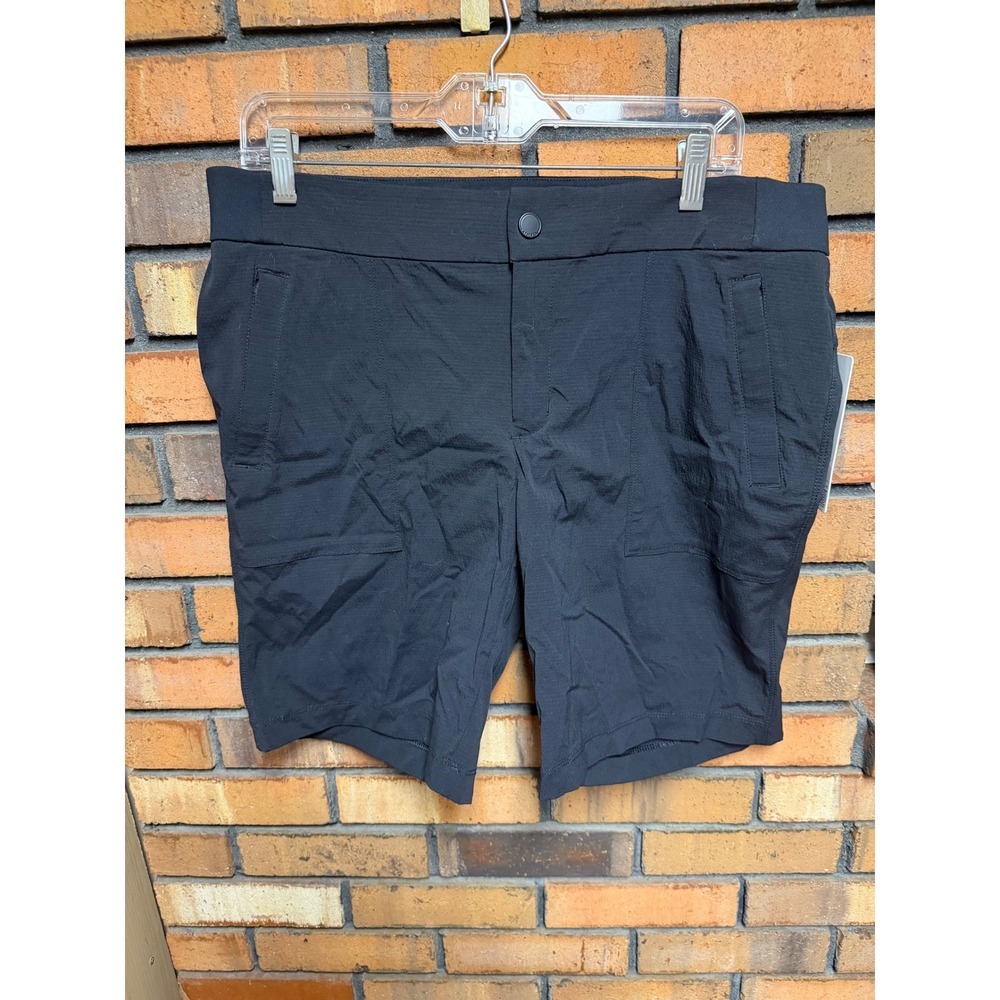 Athleta Trekkie Bermuda 2.0 Shorts Black Women's Size 12 Lightweight Zip Pockets